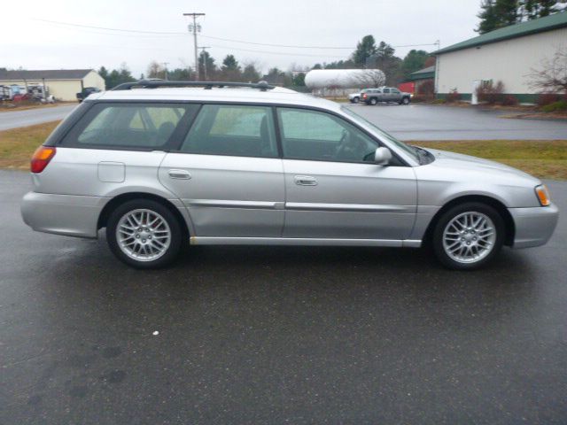 Subaru Legacy 2003 photo 1