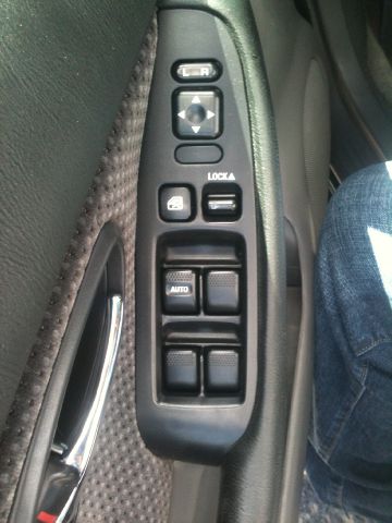 Subaru Legacy 2004 photo 13