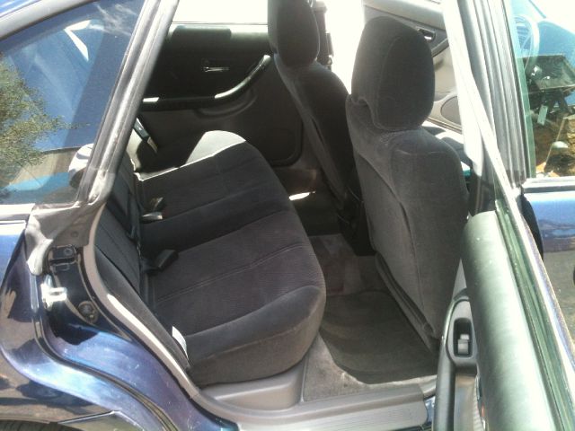 Subaru Legacy 2004 photo 7