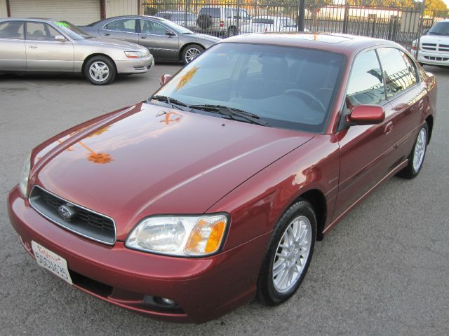Subaru Legacy 2004 photo 1
