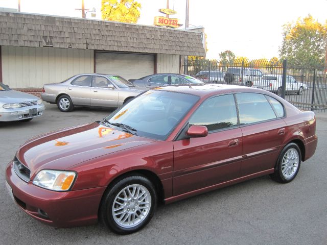 Subaru Legacy 2004 photo 4