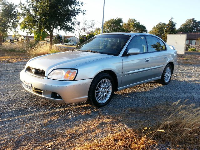Subaru Legacy 2004 photo 3