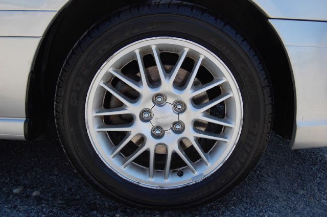 Subaru Legacy 2004 photo 4