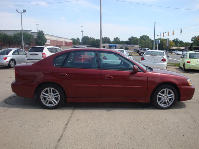 Subaru Legacy 2004 photo 1
