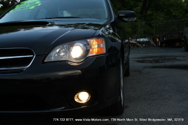 Subaru Legacy 2005 photo 15