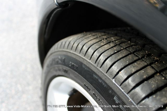 Subaru Legacy 2005 photo 19