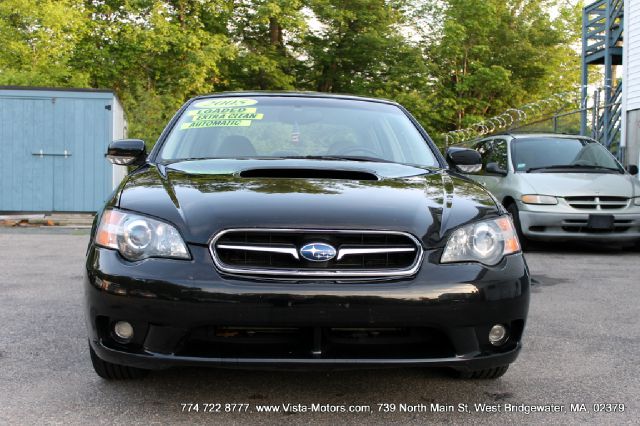 Subaru Legacy 2005 photo 2