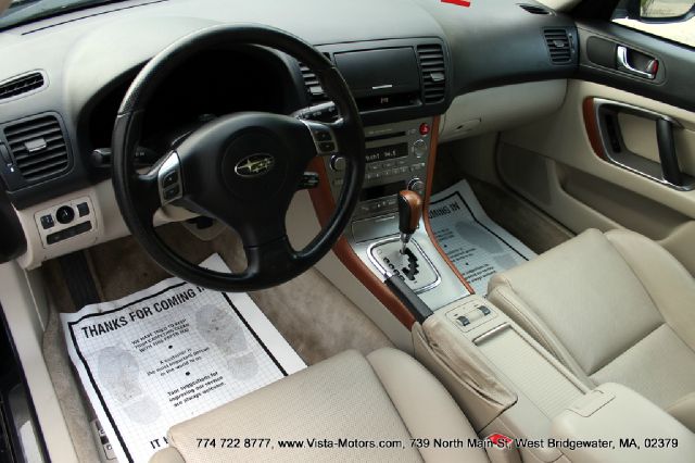 Subaru Legacy 2005 photo 9
