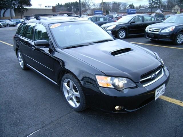Subaru Legacy 2005 photo 2