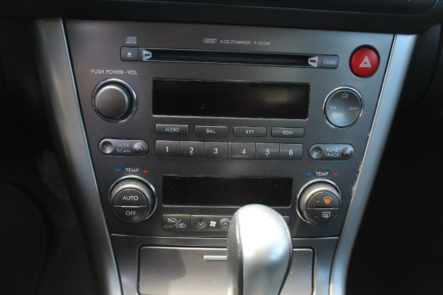 Subaru Legacy 2005 photo 3