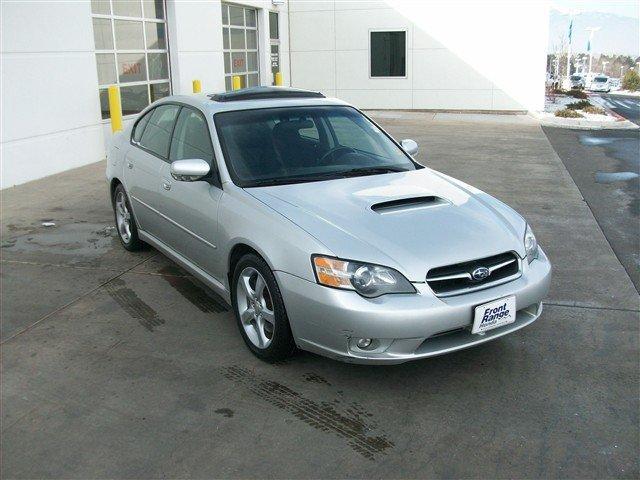 Subaru Legacy 2005 photo 2