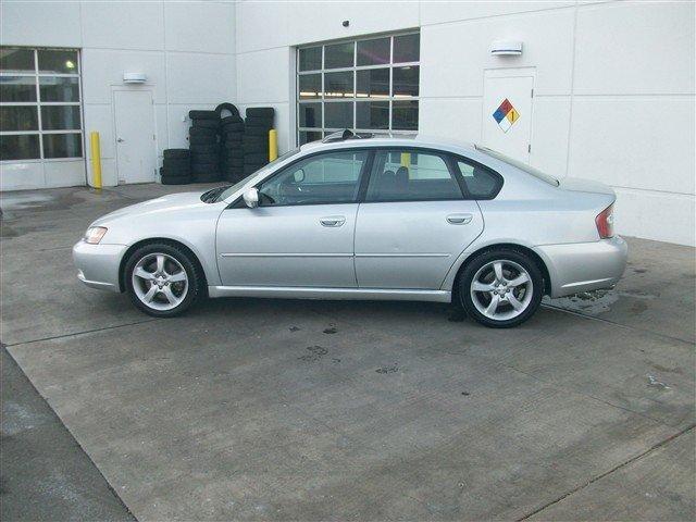 Subaru Legacy 2005 photo 5