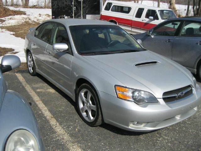Subaru Legacy 2005 photo 0