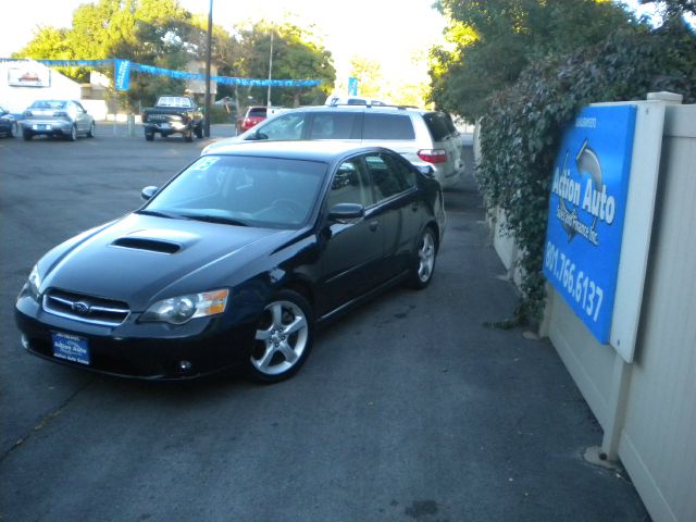 Subaru Legacy 2005 photo 3