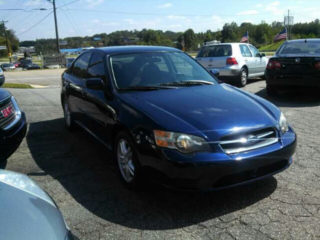 Subaru Legacy 2005 photo 1