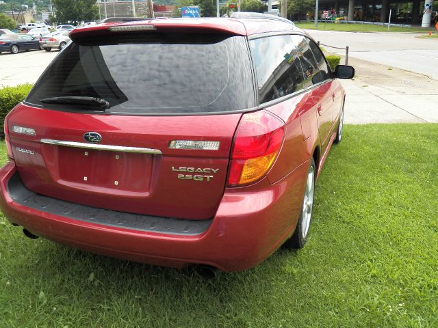 Subaru Legacy 2005 photo 4