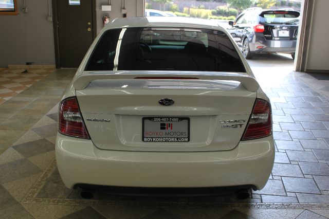 Subaru Legacy 2005 photo 1