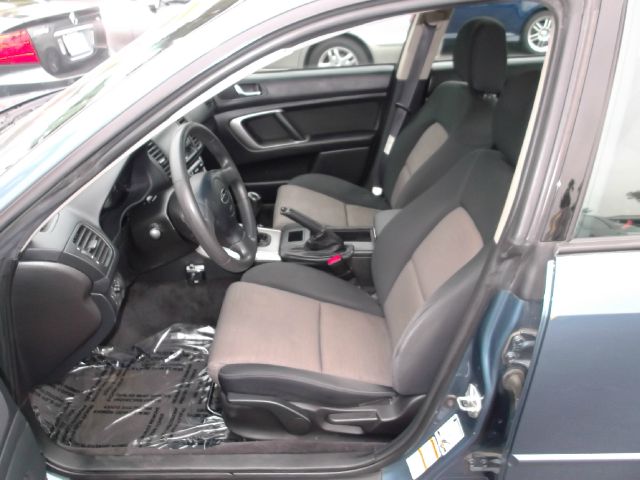 Subaru Legacy 2005 photo 1