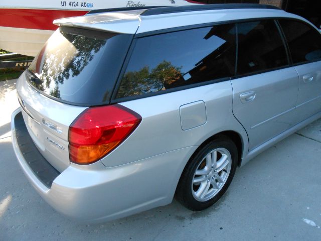 Subaru Legacy 2005 photo 1