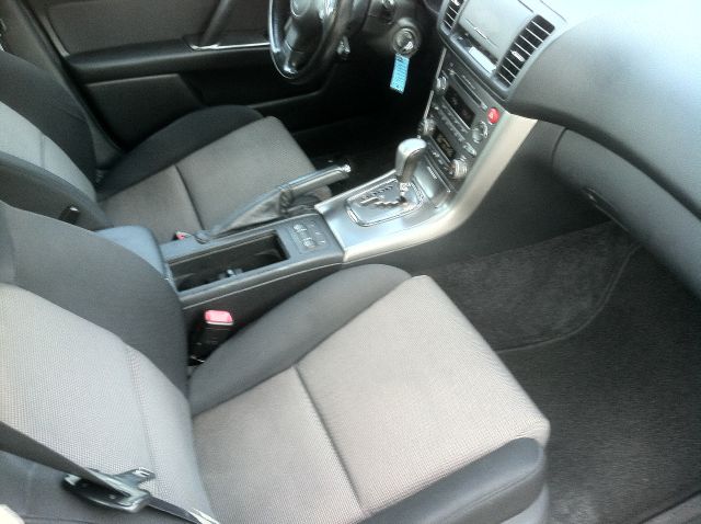 Subaru Legacy 2005 photo 3