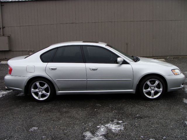 Subaru Legacy 2006 photo 3