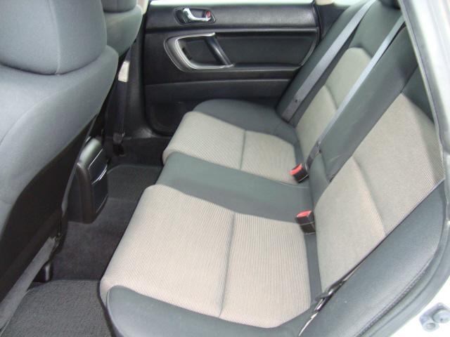 Subaru Legacy 2006 photo 4