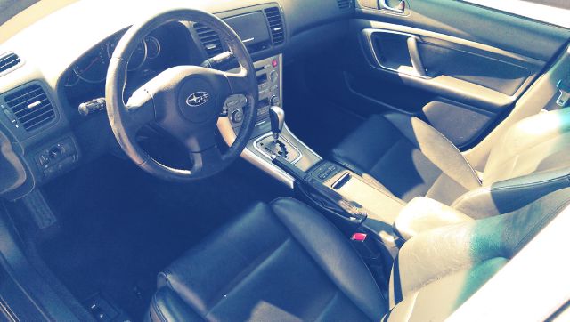 Subaru Legacy 2006 photo 2