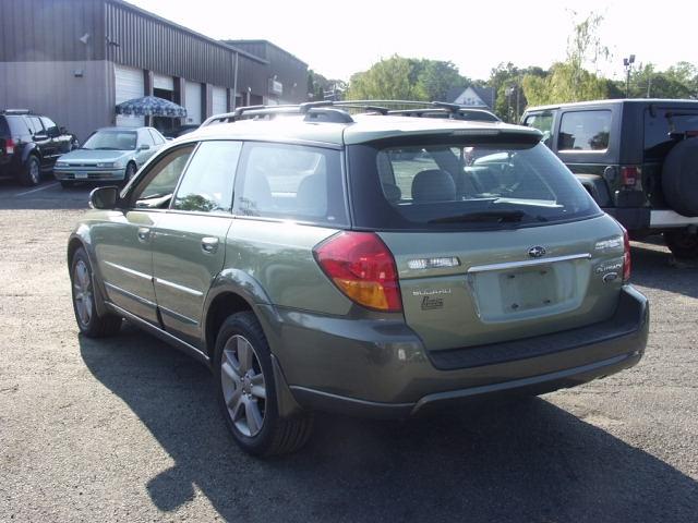 Subaru Legacy 3DR LB AUTO Unspecified