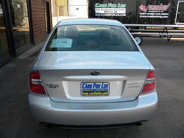 Subaru Legacy 2006 photo 3
