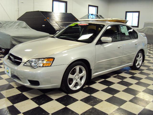 Subaru Legacy 2006 photo 1