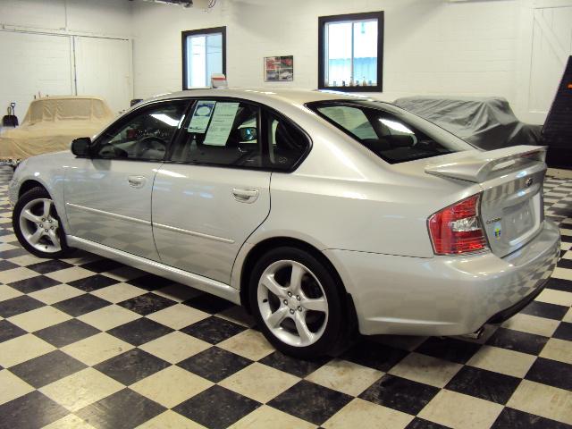 Subaru Legacy 2006 photo 2