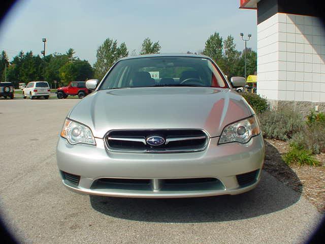 Subaru Legacy 2006 photo 1