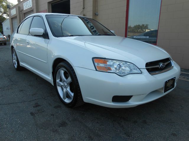 Subaru Legacy 2007 photo 1