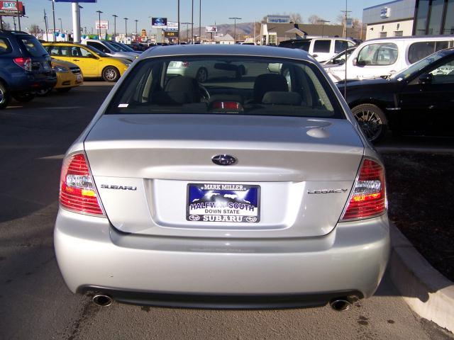 Subaru Legacy 2007 photo 2