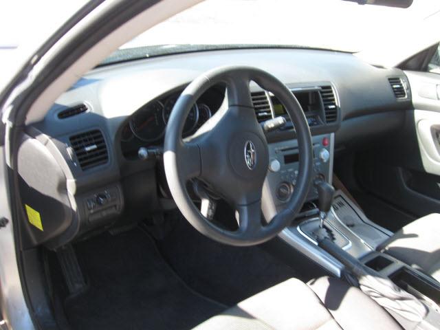 Subaru Legacy 2007 photo 2