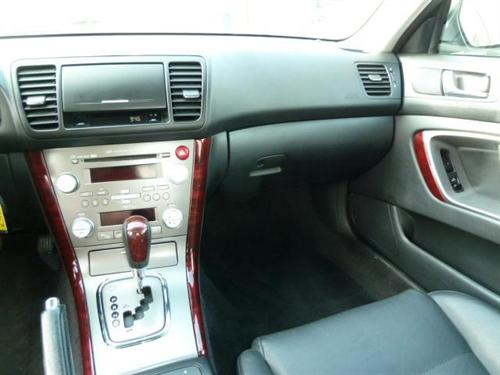 Subaru Legacy 2007 photo 2