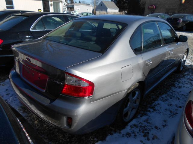 Subaru Legacy 2008 photo 2