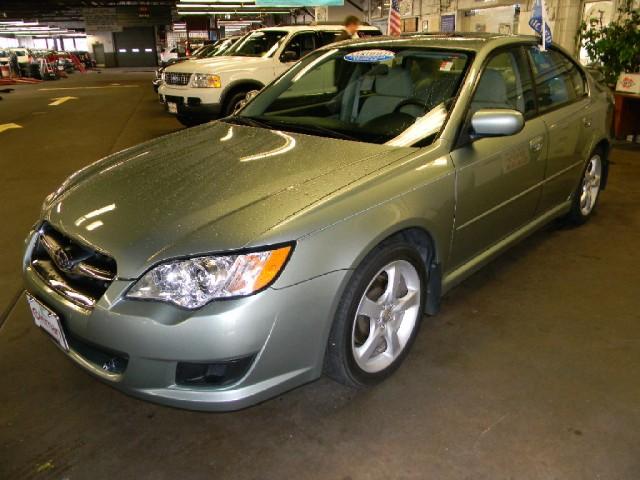 Subaru Legacy 2009 photo 2