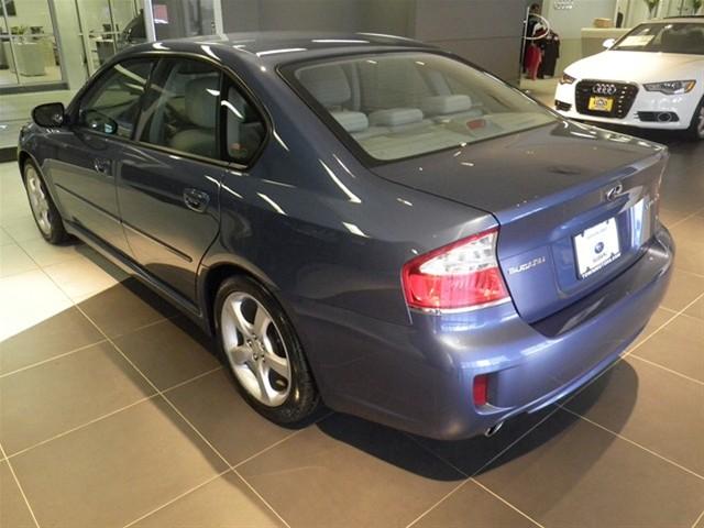 Subaru Legacy 2009 photo 4