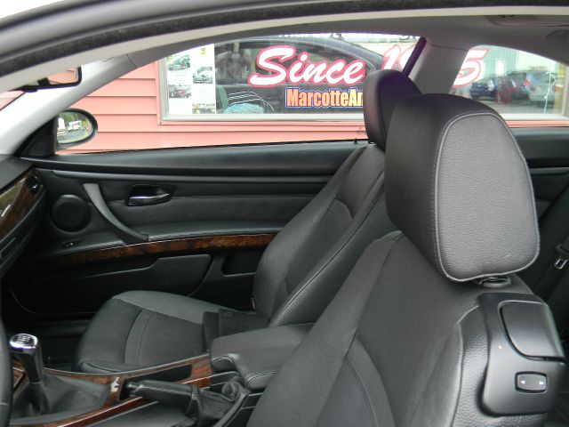 Subaru Legacy LTZ 4X4 (marshalltown) Sedan