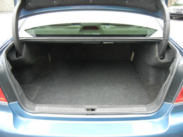 Subaru Legacy 2009 photo 2