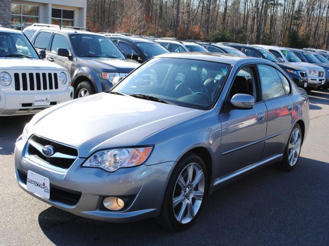 Subaru Legacy 1992 Cadillac Sedan