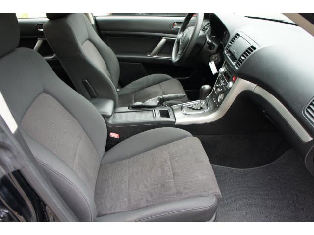 Subaru Legacy 24 Sedan