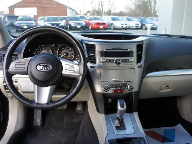 Subaru Legacy 2010 photo 5