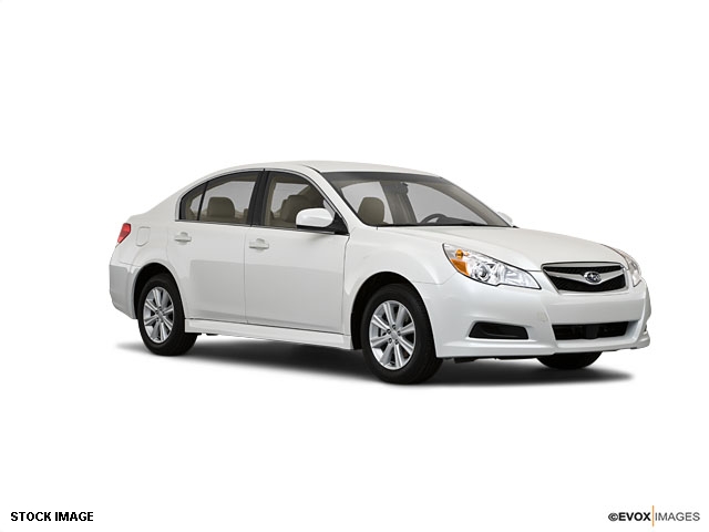 Subaru Legacy 2010 photo 2