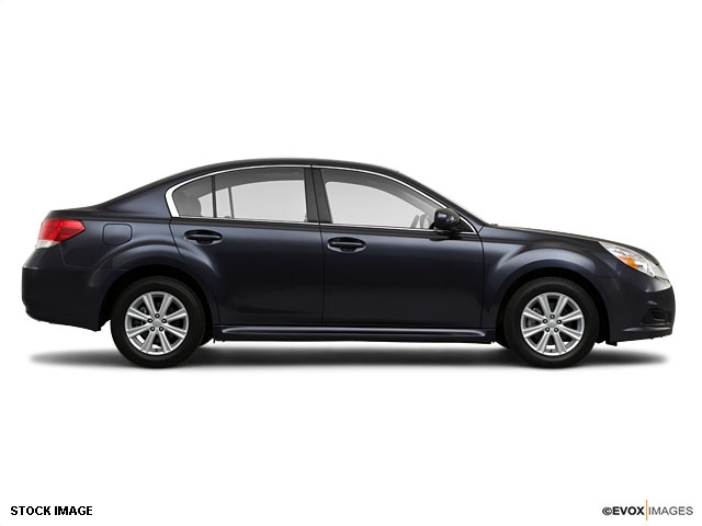 Subaru Legacy 2010 photo 3