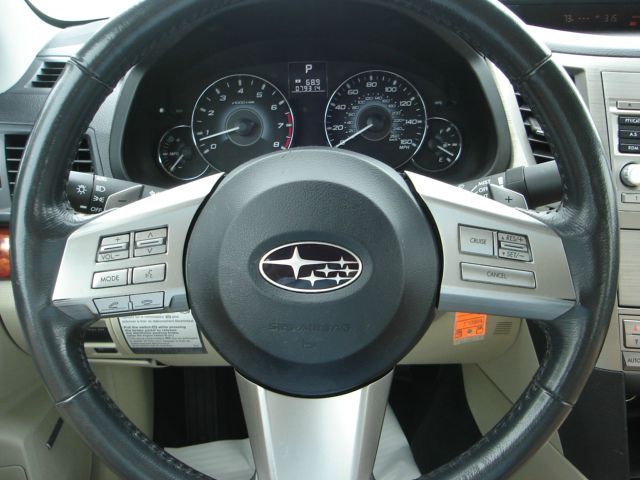 Subaru Legacy 2010 photo 15