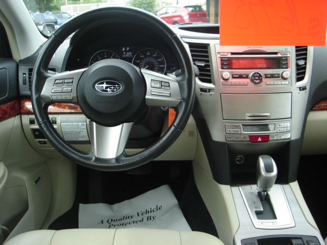 Subaru Legacy 2010 photo 3