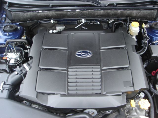 Subaru Legacy 2010 photo 8