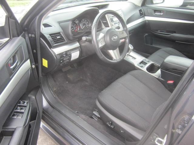 Subaru Legacy 2010 photo 5